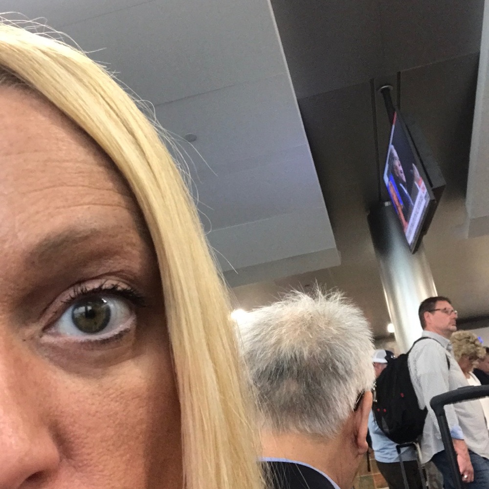 Meet your Posher, Laura